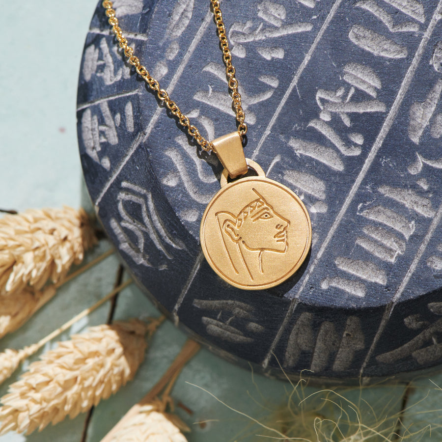 Akhenaton